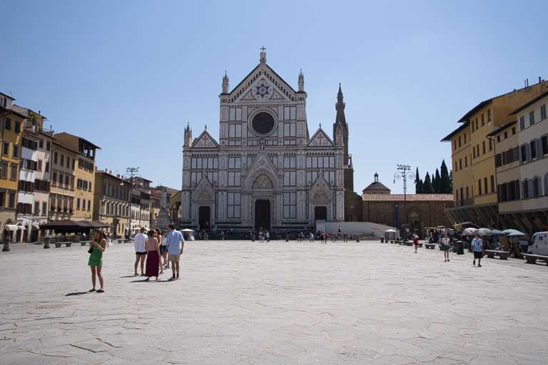 Die Basilika Santa Croce, Grabsteller vieler berühmter Persönlichkeiten wie Leonardo Da Vinci oder Galileo Galilei.